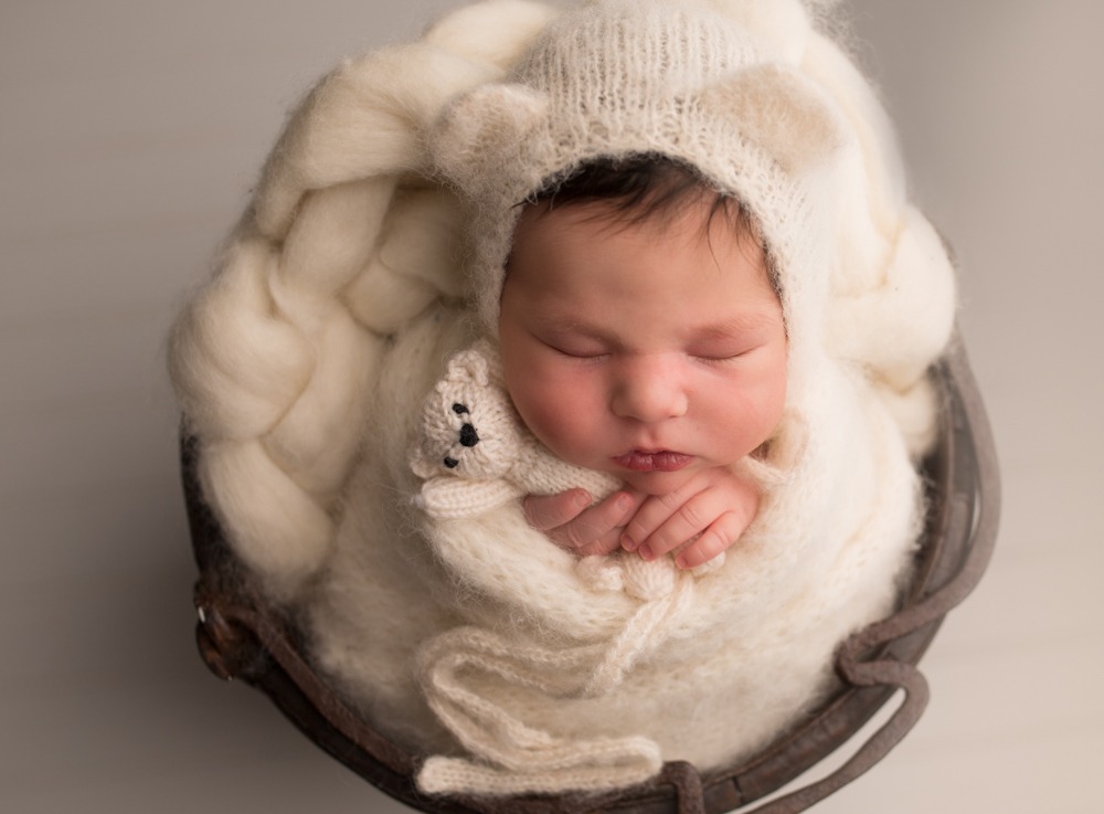 newborn photographers in regina