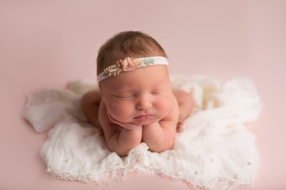regina newborn photographers